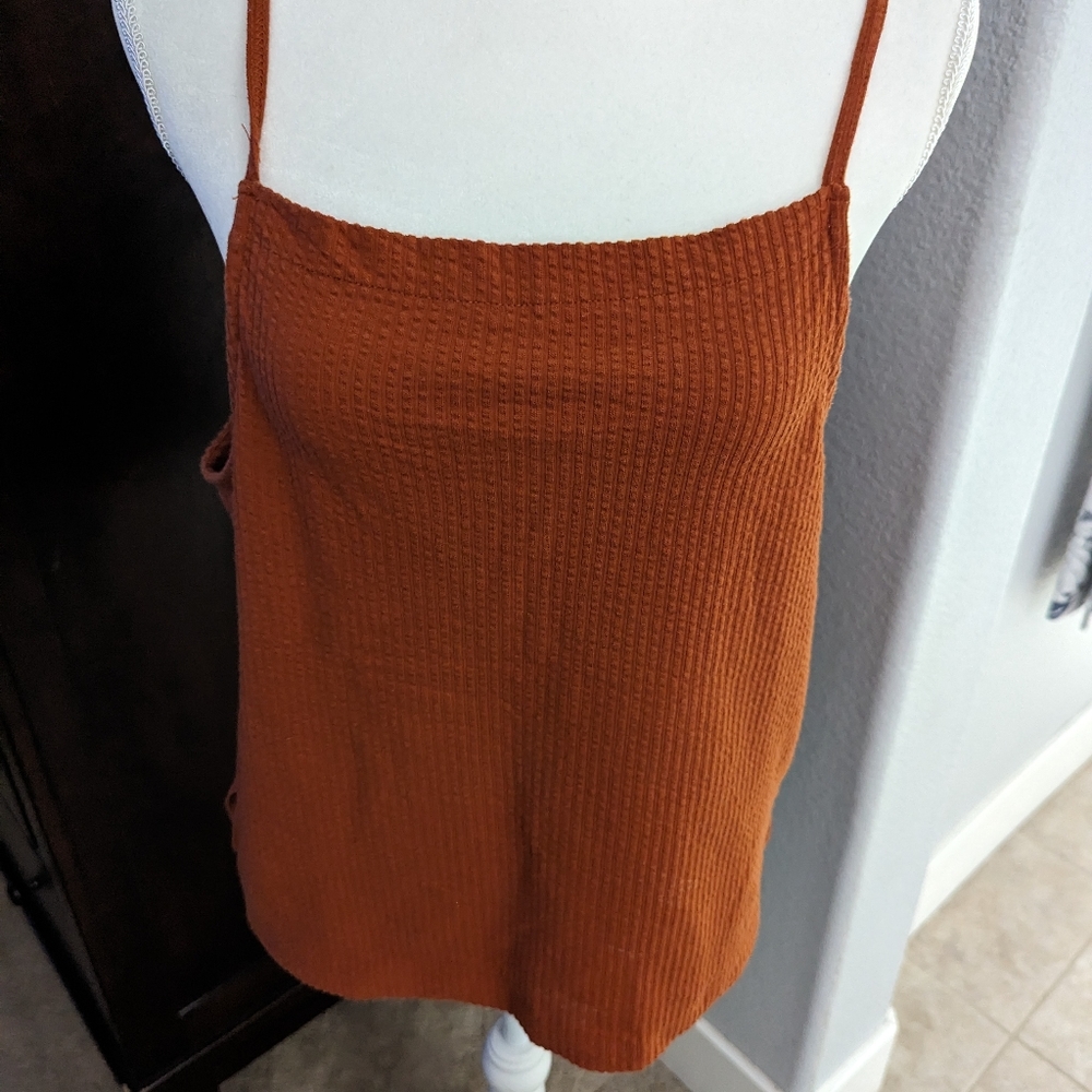 Bib tank